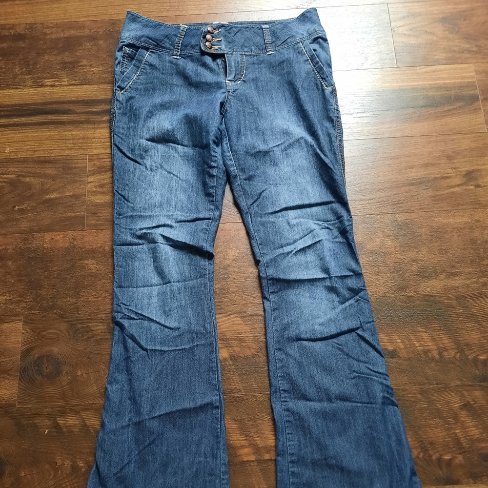SO Size 7 Jeans
